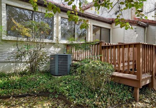5604 Bonnell Vista St, Austin TX  78731-4623 exterior