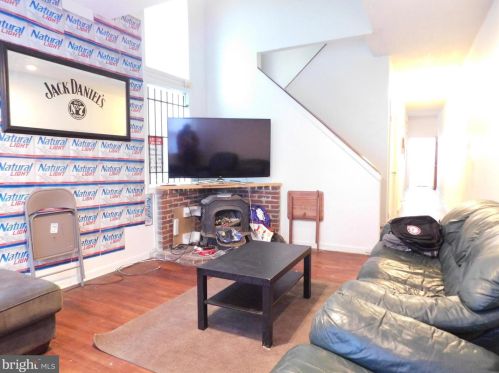 1806 Diamond St, Philadelphia PA  19121-1520 exterior