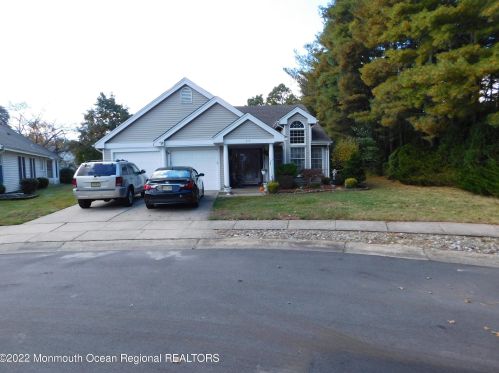 219 Bridport Pl, Lakehurst, NJ 08759-4635