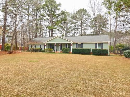 104 Libby Ln, Stockbridge GA  30281-5805 exterior