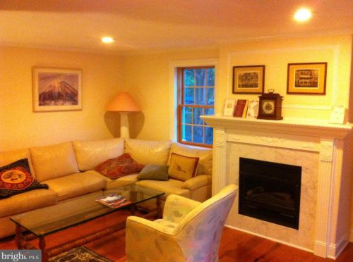 86 Lewisville Rd, Trenton NJ  08648-1801 exterior