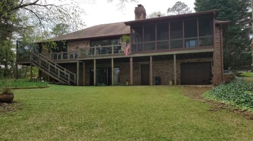 2101 Napoli Cir, Conyers GA  30012-2954 exterior