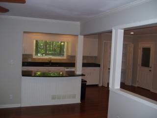 147 Great Oak Ct, Athens, GA 30605-4537
