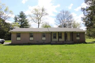 2222 Riley Rd, Murfreesboro, TN 37130-3102