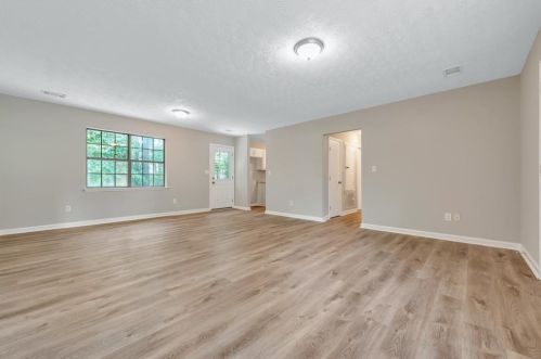 109 Clifford Ct, Stockbridge GA  30281-3007 exterior