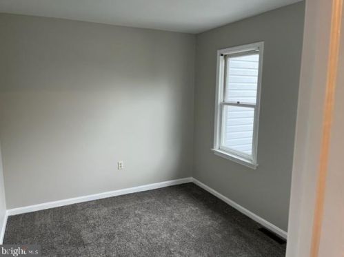 833 Marjory Ter, Lancaster PA  17603-5866 exterior