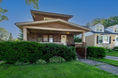 118 Louis St, Mount Prospect, IL 60056-3458