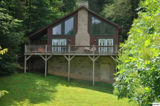 509 Stonegate Way, Townsend, TN 37882-4142