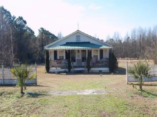 859 Veachs Mill Rd, Bowdens, NC 28398-8570