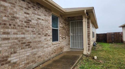 18421 Sun Haven Cv, Webberville TX  78621-6004 exterior