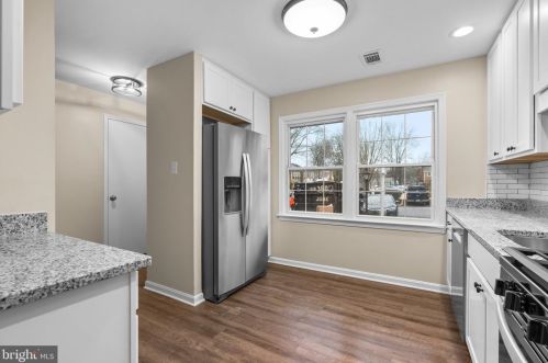 5731 Sweetwind Pl, Columbia MD  21045-2577 exterior