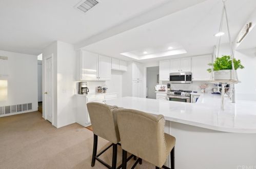 31244 Hiawatha Ct, Temecula, CA 92592-5702