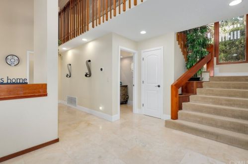 1251 Peacock Hill Dr, Santa Ana, CA 92705-2305