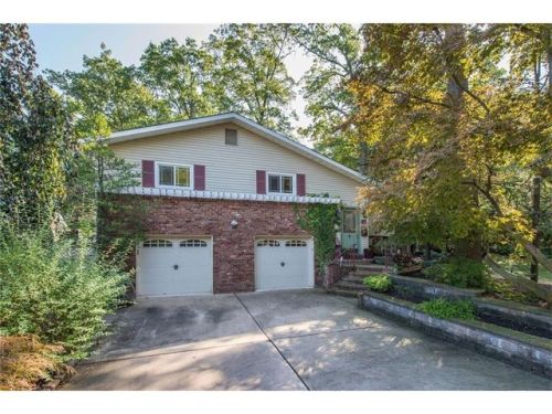 118 Oak Ave, Metuchen, NJ 08840-1557