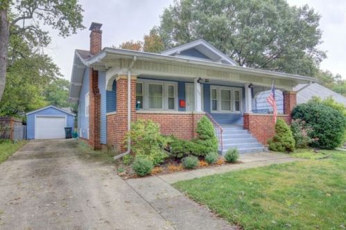 908 Lynn St, Urbana, IL 61801-5206