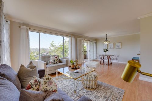 6206 Caminito Salado, San Diego, CA 92111-7224