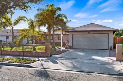 4615 Reading Dr, Oxnard, CA 93033-7915