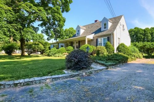 66 Jordan Ave, Huntington, CT 06484-4514
