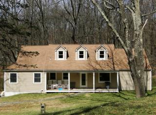 411 Fox Chase Rd, Chester, NJ 07930-3120
