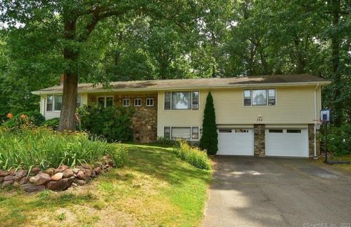 344 Felt Rd, Wapping, CT 06074-2923