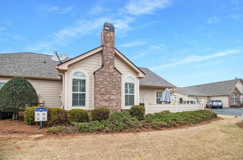 500 Silver Summit Dr, Conyers GA  30094-6867 exterior