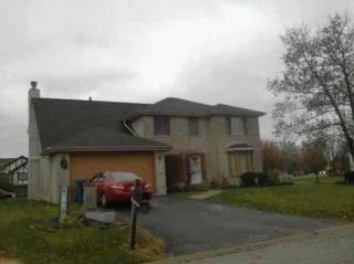 800 Huntley Woods Dr, Crete, IL 60417-1387