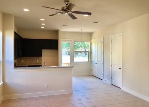 2219 Katy Ln, Georgetown, TX 78626-7581