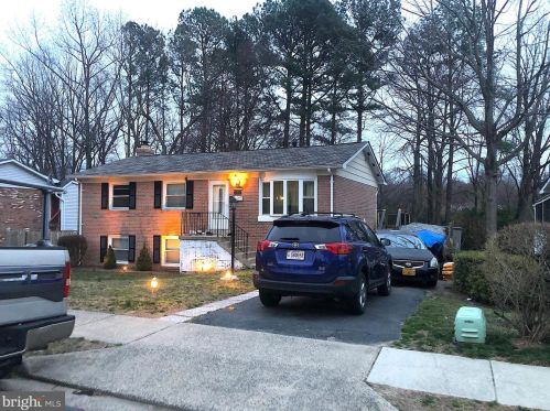 13821 Gilbert Rd, Woodbridge, VA 22193-2505