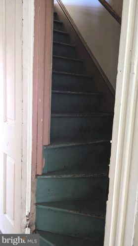 235 Howard Ave, Lancaster PA  17602-3603 exterior