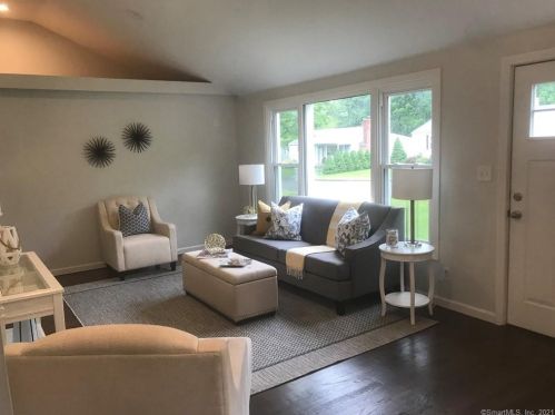 17 Spencer Dr, Middletown CT  06457-3537 exterior