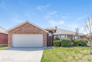 1711 Martinique Dr, Midlothian TX  76063-8547 exterior