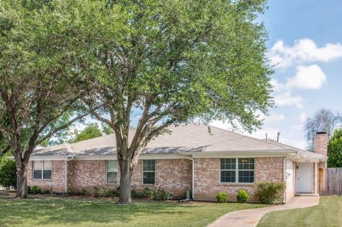 4334 Segura Ct, Fort Worth TX  76132-2300 exterior