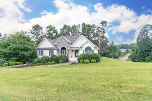 119 Oakwind Pkwy, Holly Springs, GA 30114-7692