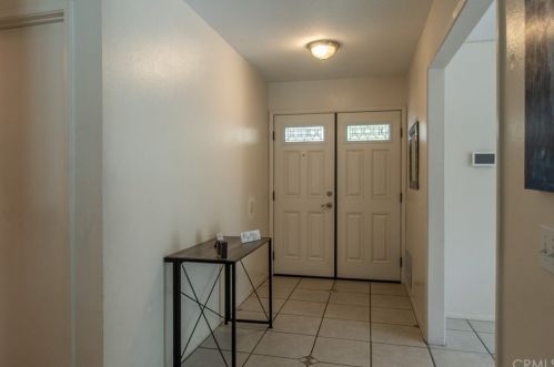 1440 Cambridge Ave, Redlands, CA 92374-3818