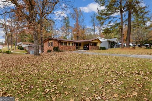 2329 Colorado Trl, Atlanta, GA 30331-7005