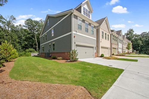 1108 Lawanna Dr, Marietta, GA 30062-0031