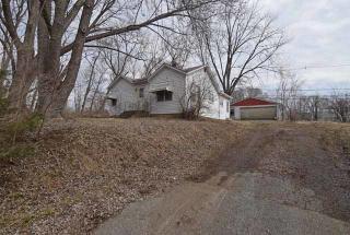 6314 Silver Lake Trl, Trout Valley, IL 60013-1360