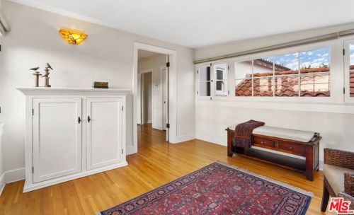 1109 Cedar St, Glendale CA  91207-1728 exterior