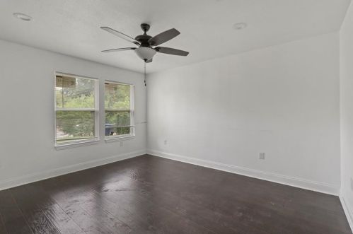 932 Davis Ave, Fort Worth TX  76104-6049 exterior