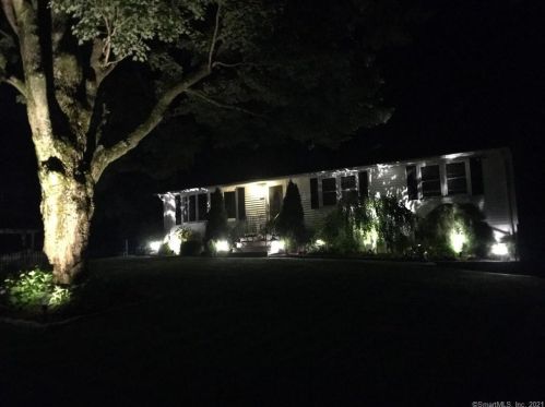 29 Grieb Rd, Wallingford, CT 06492-2509
