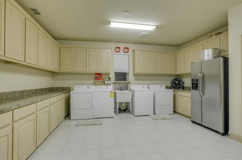 636 Possom Trot Holw, Whitewright TX 75491-7265 exterior