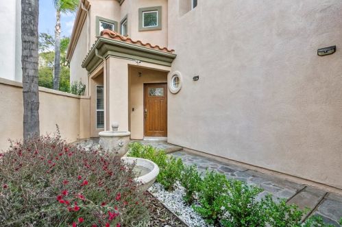 35 Blazewood, El Toro, CA 92610-1815