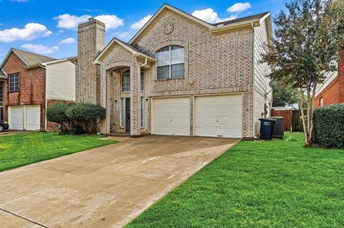 9068 Blue Ridge Trl, Fort Worth TX  76118-7328 exterior