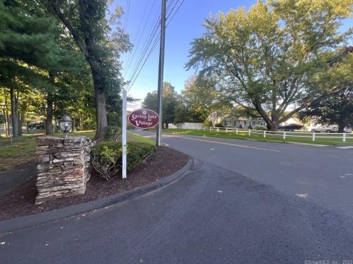 143 Timber Rdg, Southington, CT 06489-3465