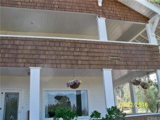 27340 Girard St, Hemet, CA 92544-8152