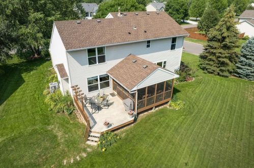 8009 Greenbriar Ln, Saint Paul MN  55125-8472 exterior