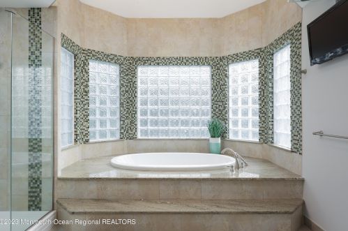 34 Barbara Ter, Middletown NJ 07748-1202 exterior