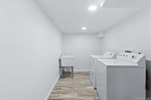 135 Hooker St, Denver CO  80219-1417 exterior