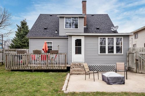 33 Main St, Hokah, MN 55941-6500