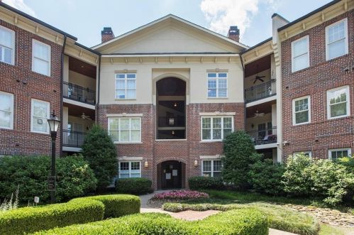 825 Highland Ln, Atlanta GA  30306-4383 exterior